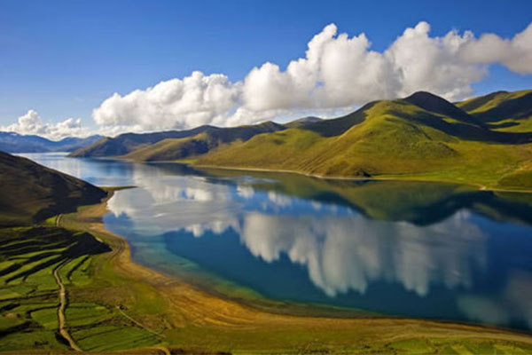 極地體驗(yàn)，圓夢(mèng)珠峰，拉薩，羊湖，普姆雍錯(cuò)，滿拉水庫(kù)，珠峰大本營(yíng)，扎什倫布寺，日喀則，納木措觀日出日落7晚8日游